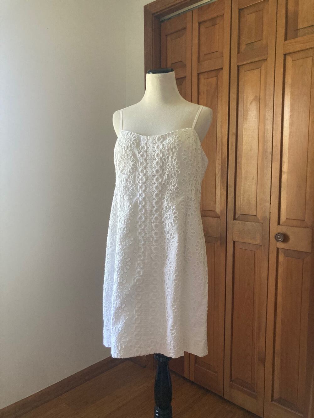 NWT Lilly Pulitzer White Eyelet Sheath Dress, Size 16
